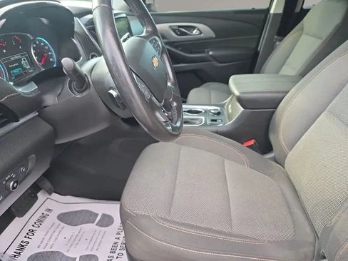 Used 2019 Chevrolet Traverse LT w/ LPO, Floor Liner Package AWD/4WD image 9