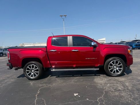Used 2022 GMC Canyon Denali RWD image 4