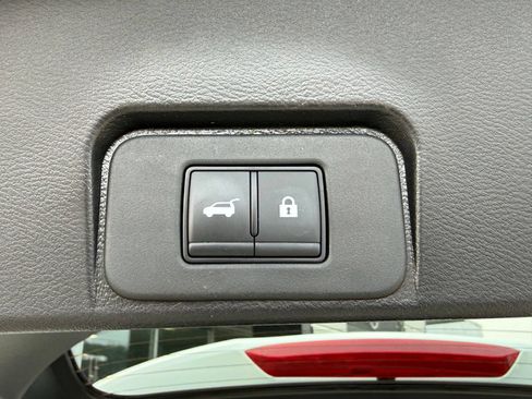 Used 2023 Nissan Rogue SL w/ SL Premium Package AWD/4WD image 46