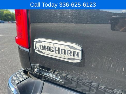Used 2025 RAM 1500 Limited AWD/4WD image 17