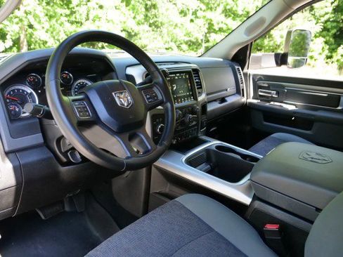 Used 2018 RAM 2500 Big Horn AWD/4WD image 18