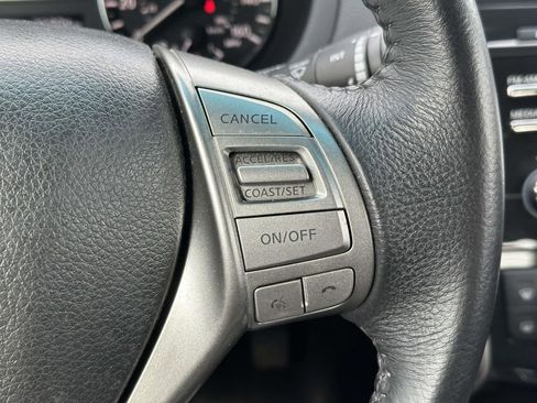 Used 2015 Nissan Altima 2.5 SV image 20