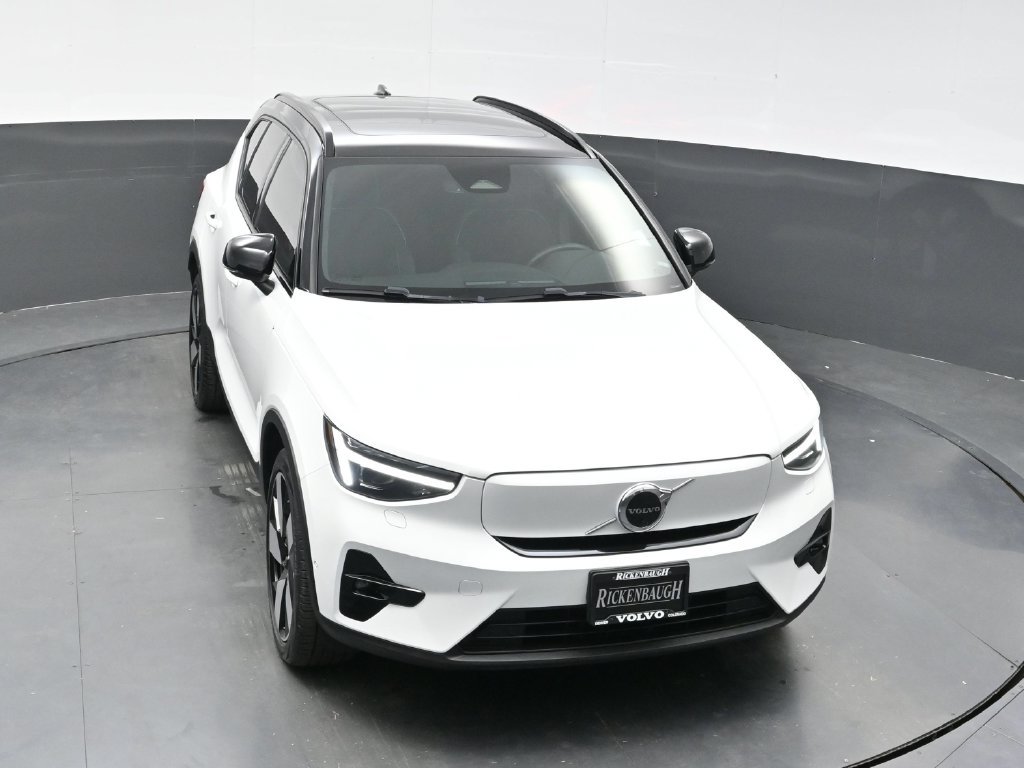 Used 2023 Volvo XC40 Recharge Ultimate AWD/4WD image 33