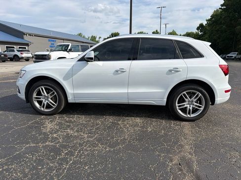 Used 2017 Audi Q5 2.0T Premium Plus w/ Technology Package AWD/4WD image 3