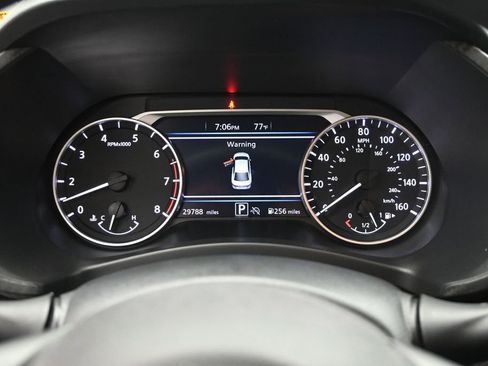 Used 2025 Nissan Sentra SV FWD image 21