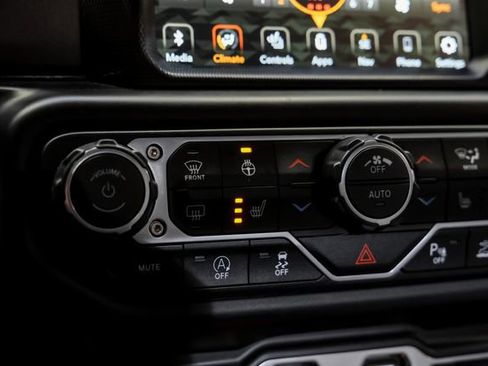 Used 2021 Jeep Gladiator Mojave image 65