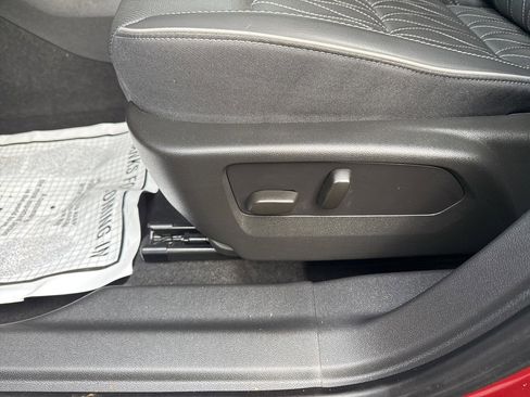 Used 2023 Buick Envision Avenir image 20