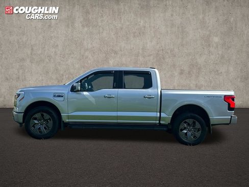 Used 2024 Ford F150 Lightning Lariat AWD/4WD image 4