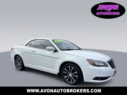 Used 2012 Chrysler 200 S FWD image 1