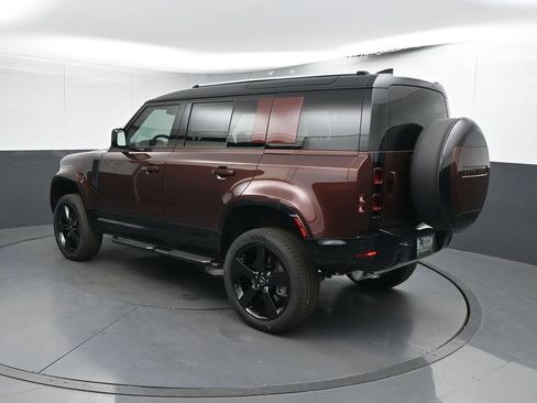 Used 2025 Land Rover Defender 110 Sedona Red Edition image 3