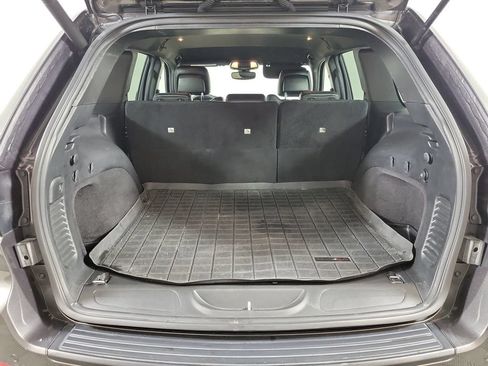 Used 2018 Jeep Grand Cherokee Altitude AWD/4WD image 8