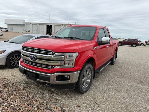 Used 2018 Ford F150 Lariat w/ Equipment Group 502A Luxury AWD/4WD image 3
