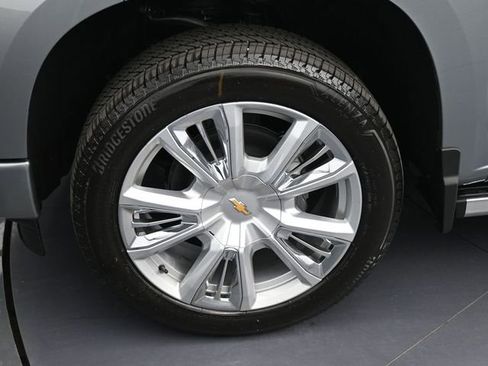 New 2026 Chevrolet Silverado 1500 High Country AWD/4WD image 24