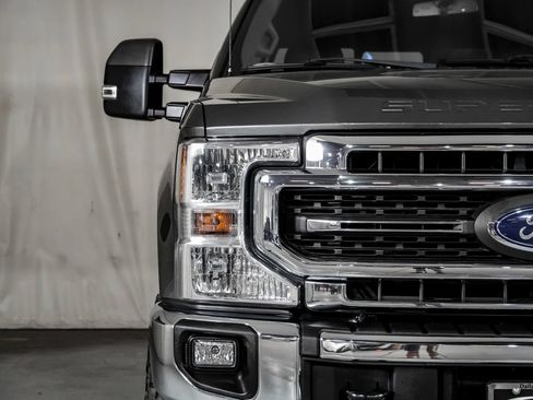 Used 2020 Ford F250 Lariat w/ Lariat Ultimate Package AWD/4WD image 39
