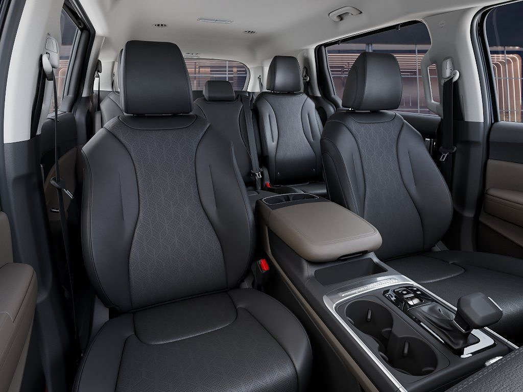 New 2026 Kia Carnival EX FWD image 15