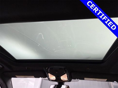 Certified 2022 BMW 540i w/ Premium Package image 22