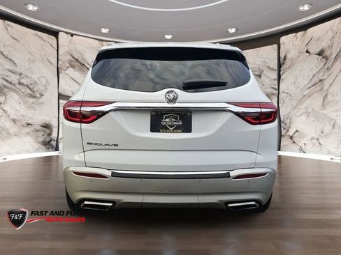Used 2021 Buick Enclave Essence FWD image 7