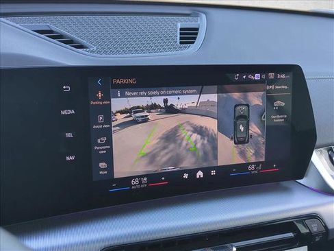 Certified 2025 BMW X2 xDrive28i w/ Technology Package AWD/4WD image 13