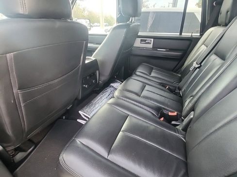 Used 2016 Ford Expedition XLT image 10