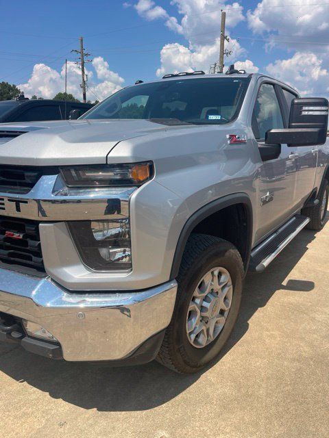 Used 2023 Chevrolet Silverado 2500 LT w/ Texas Edition AWD/4WD image 2