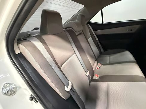 Used 2017 Toyota Corolla L FWD image 66