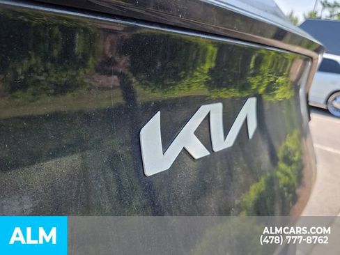 Used 2025 Kia Sportage LX FWD image 22