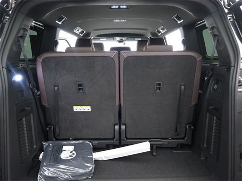 New 2025 Volkswagen ID. Buzz Pro S image 25