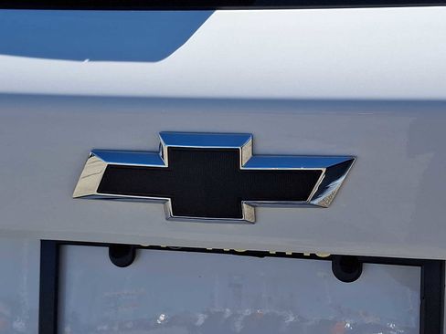 Used 2025 Chevrolet Trax RS w/ Driver Confidence Package image 35