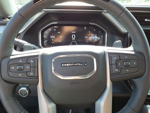 New 2026 GMC Sierra 1500 Denali AWD/4WD image 18