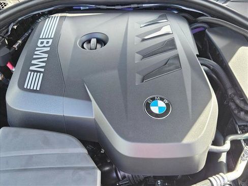 Used 2025 BMW 330i Sedan w/ M Sport Package image 16