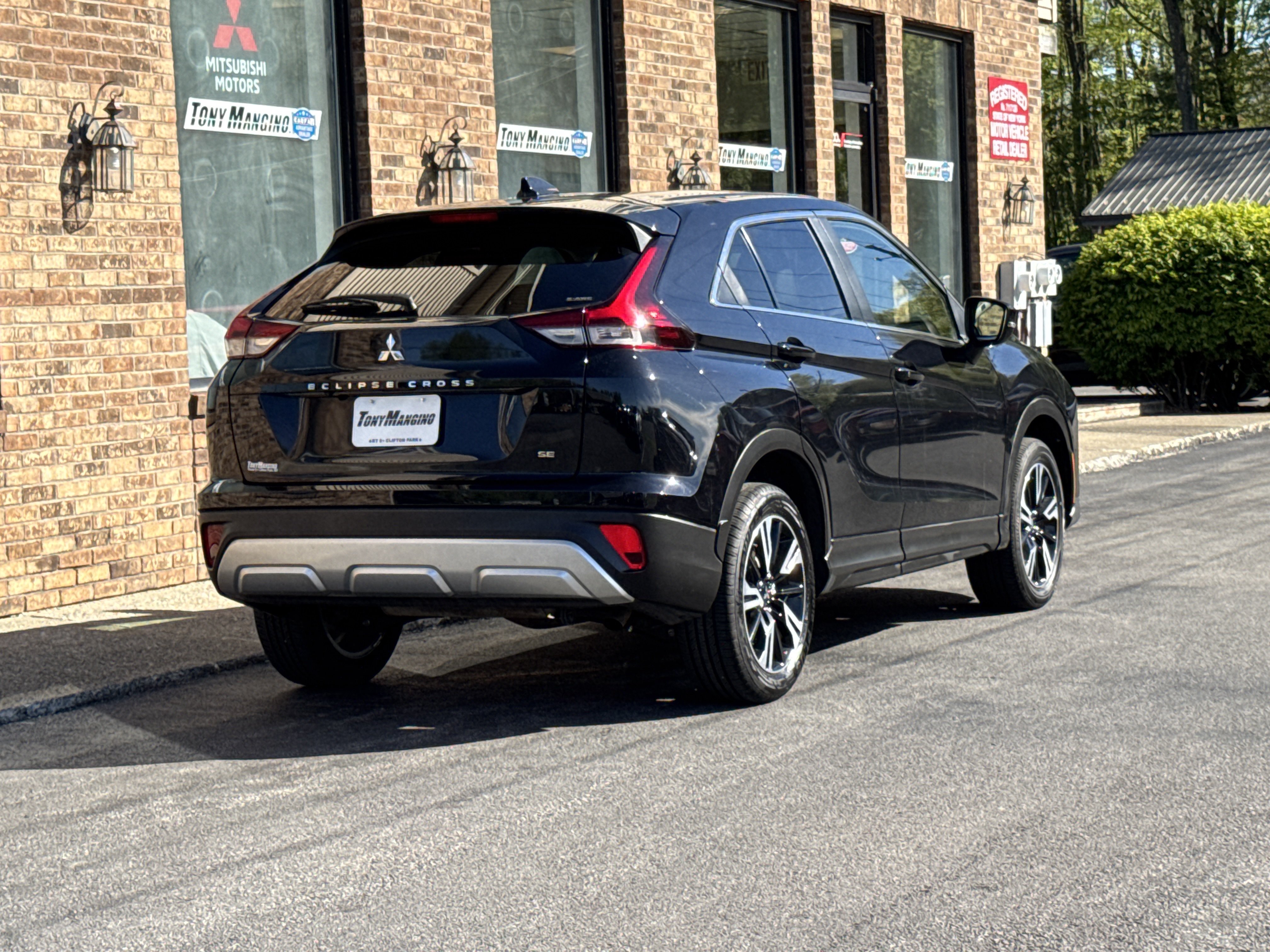 Used 2025 Mitsubishi Eclipse Cross SE AWD/4WD image 5
