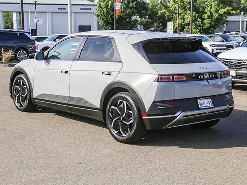 Certified 2024 Hyundai Ioniq 5 SEL RWD image 2