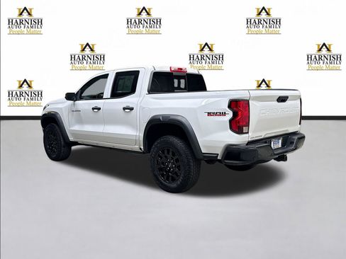 Used 2024 Chevrolet Colorado Trail Boss w/ Advanced Trailering Package AWD/4WD image 9