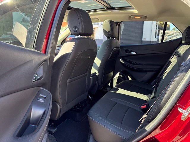 Used 2023 Buick Encore GX Essence w/ Experience Buick Package FWD image 6