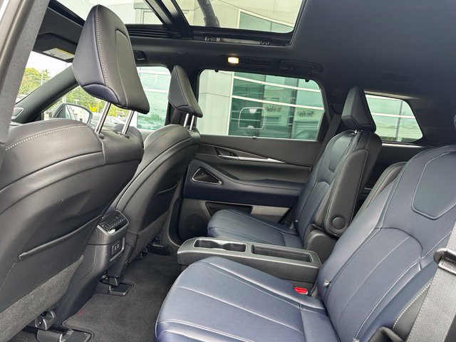 Certified 2026 INFINITI QX60 Sport w/ Dark Cargo Package AWD/4WD image 21
