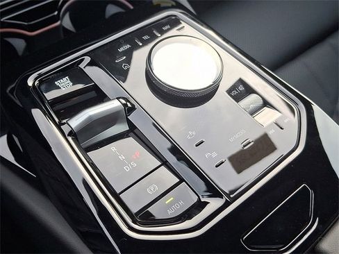 New 2026 BMW 530i xDrive 530i xDrive w/ M Sport Package image 14