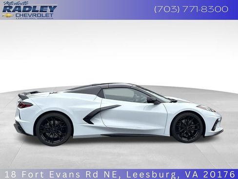 Used 2023 Chevrolet Corvette Stingray Premium Conv w/ Z51 Performance Package image 7