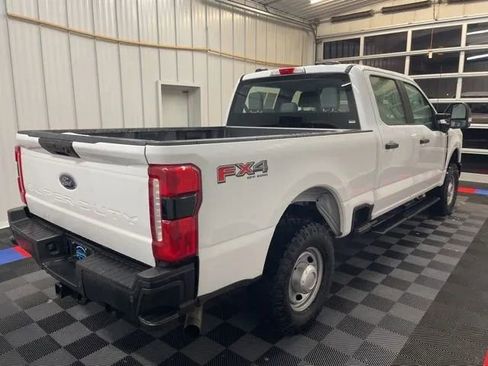 Used 2024 Ford F250 XL w/ 360-Degree Camera Package AWD/4WD image 3