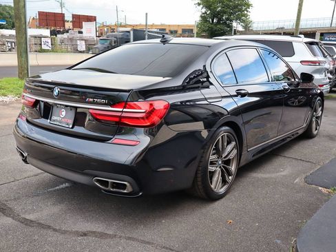 Used 2018 BMW M760i xDrive w/ Luxury Rear Seating Package AWD/4WD image 8