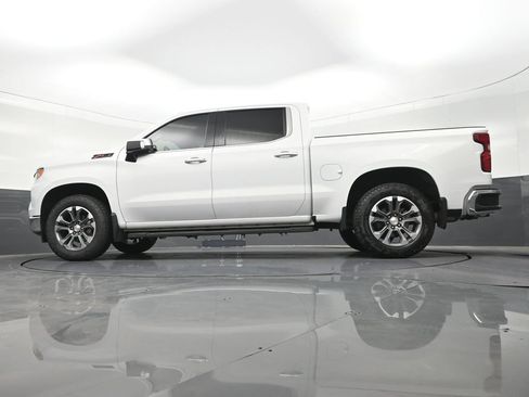 Used 2023 Chevrolet Silverado 1500 LTZ w/ Z71 Off-Road Package AWD/4WD image 25