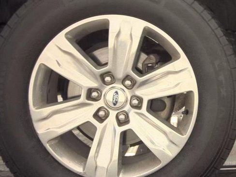 Used 2016 Ford F150 Platinum AWD/4WD image 3