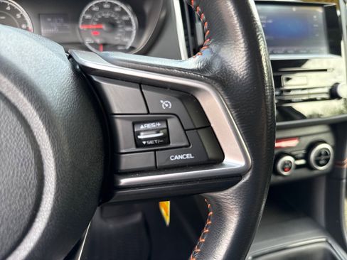 Used 2023 Subaru Crosstrek 2.0i Premium AWD/4WD image 24