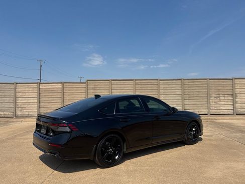 Used 2024 Honda Accord Sport image 22