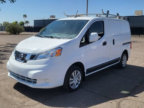 Used 2017 Nissan NV200 SV w/ Technology Package FWD image 4