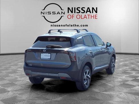 Used 2026 Nissan Kicks SV w/ Cold Weather Package FWD image 28