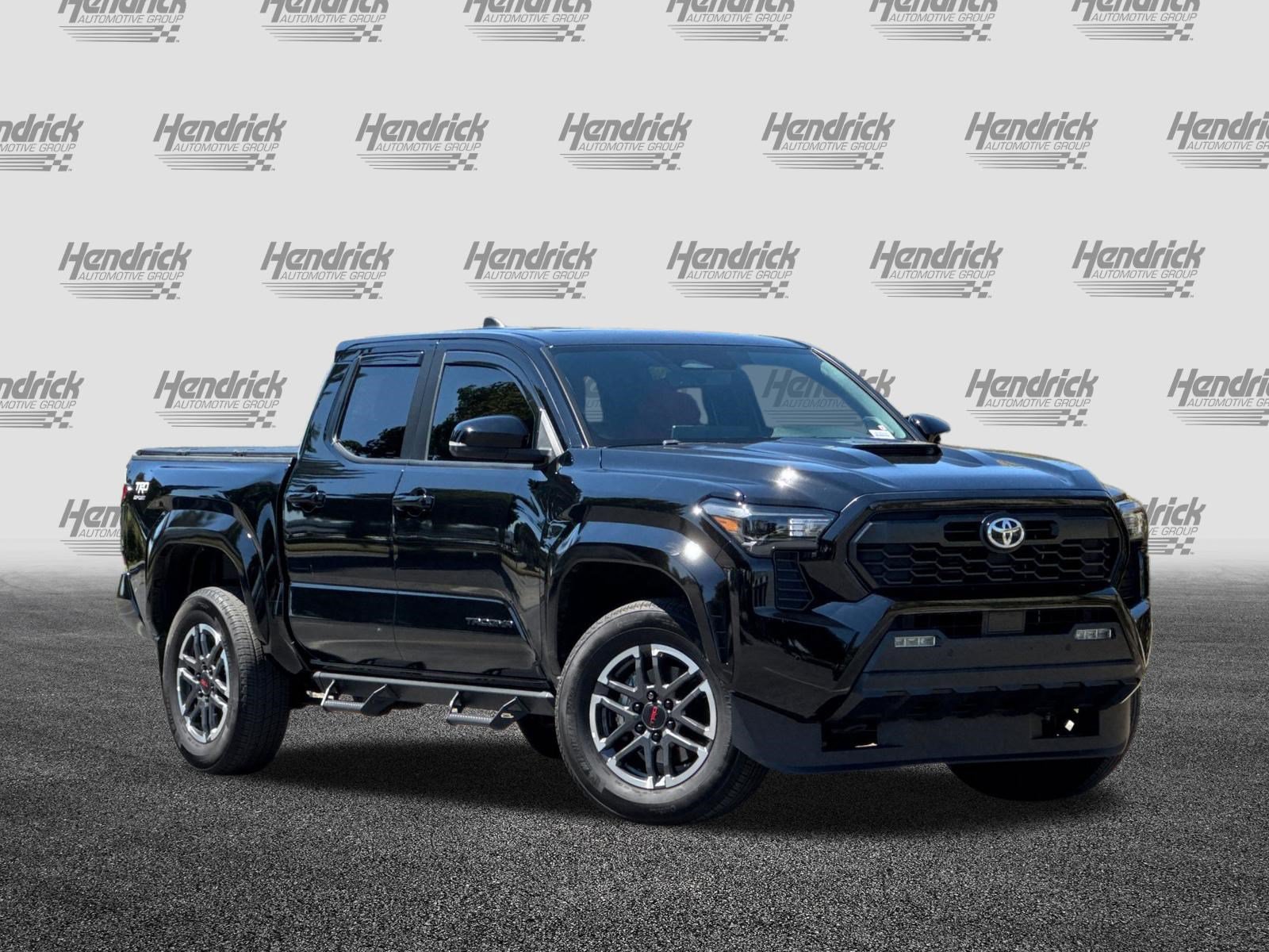 Used 2024 Toyota Tacoma TRD Sport w/ TRD Sport Upgrade Package RWD image 2