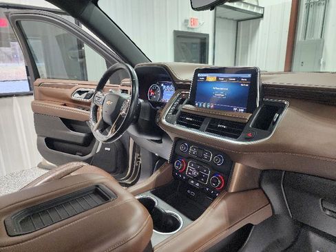 Used 2021 Chevrolet Tahoe High Country image 12