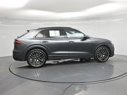 Used 2025 Audi SQ8 Premium Plus AWD/4WD image 22
