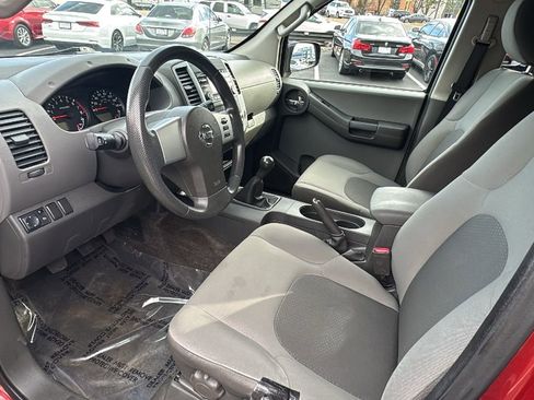Used 2013 Nissan Xterra S image 9