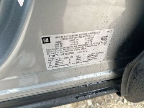 Used 2023 Buick Envision Essence FWD image 37